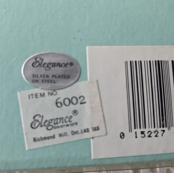 *Vintage Cake Cutter, Silver Plate on Steel - Picture 3 of 4